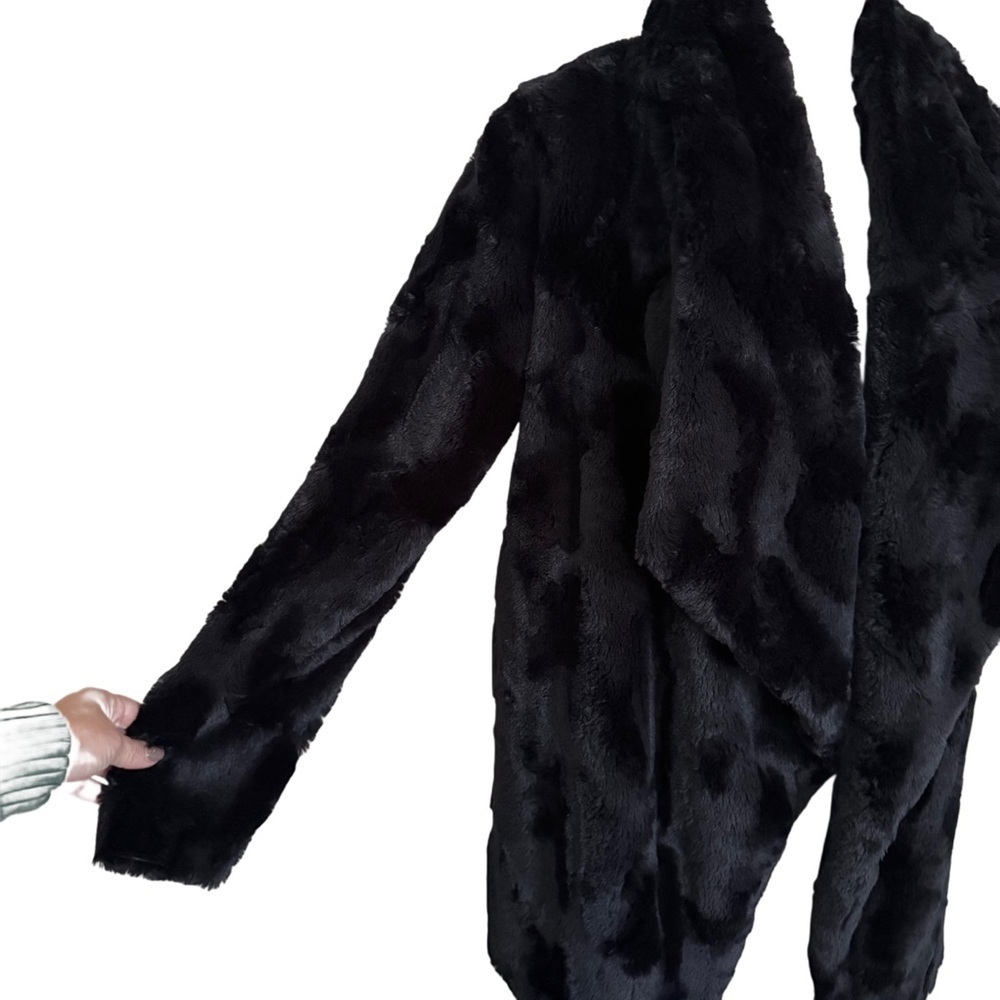 Jack by BB Dakota Elegant Black Faux Fur Jacket Size Small - Picture 5 of 14